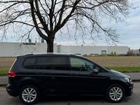 Gebraucht VW Touran 116 PS (85 kW) 2016 Schwarz Van / Kleinbus