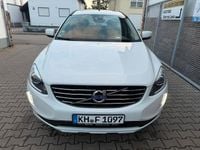 Gebraucht Volvo XC60 Momentum 190 PS (139 kW) 2016 Weiß SUV