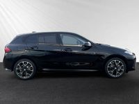 Neu BMW 120 M Sport 170 PS (125 kW) 2025 Saphirschwarz metallic Kleinwagen