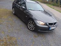 Gebraucht BMW 318 143 PS (105 kW) 2007 Grau Kombi