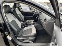 Gebraucht VW Jetta Highline 140 PS (102 kW) 2011 Deep black perleffekt Limousine