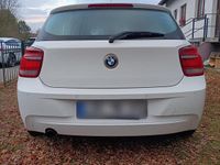 Gebraucht BMW 114 102 PS (75 kW) 2012 Weiß Kleinwagen