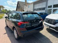 Neu Skoda Kamiq Essence 95 PS (69 kW) 2025 Schwarz SUV