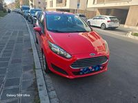 Gebraucht Ford Fiesta Titanium 101 PS (74 kW) 2015 Rot Kleinwagen