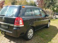 gebraucht Opel Zafira 7 Sitzer Benzin BJ 2013 Anhängerkupplung