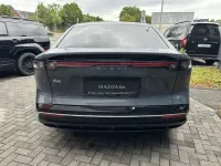 Neu Mazda 6e Takumi-Line 189 kW (258 PS) 2026 Grau Limousine