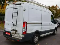 Gebraucht Ford Transit Trend 131 PS (96 kW) 2018 Frostweiß Van / Kleinbus