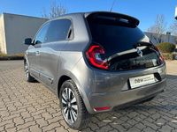 Gebraucht Renault Twingo Techno 60 kW (82 PS) 2023 Lunairegrau (grau) Kleinwagen
