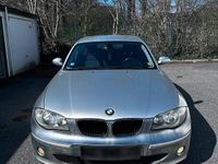 Gebraucht BMW 118 122 PS (89 kW) 2005 Silber Kleinwagen