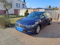 Gebraucht VW Passat Trendline 120 PS (88 kW) 2015 Blau Kombi