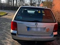 Gebraucht VW Passat 115 PS (84 kW) 2000 Silber Kombi