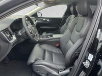 Gebraucht Volvo V60 Plus 349 PS (256 kW) 2025 Onyx schwarz Kombi