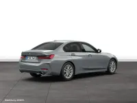 Gebraucht BMW 320 184 PS (135 kW) 2025 Grau Limousine