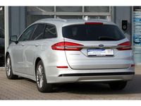 Gebraucht Ford Mondeo Titanium 150 PS (110 kW) 2022 Polarsilber metallic (metallic) Kombi