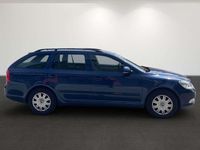 Gebraucht Skoda Octavia Ambiente 140 PS (102 kW) 2010 Stormblau metallic Kombi
