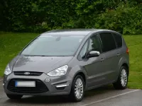 Gebraucht Ford S-MAX Titanium 177 PS (130 kW) 2013 Braun Van / Kleinbus