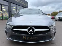 Gebraucht Mercedes A180 116 PS (85 kW) 2019 Grau Limousine