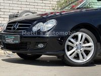 Gebraucht Mercedes CLK200 Avantgarde 184 PS (135 kW) 2009 Obsidianschwarz Cabrio