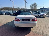 Gebraucht Mercedes E200 184 PS (135 kW) 2011 Calcitweiss  unilack Cabrio