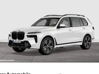 Gebraucht BMW X7 M Sport 352 PS (258 kW) 2023 Mineralweiss SUV