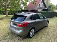 Gebraucht BMW 220 Active Tourer Luxury Line 190 PS (139 kW) 2015 Silber Van / Kleinbus