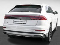 Gebraucht Audi Q8 Ambiente 286 PS (210 kW) 2024 Carraraweiß SUV