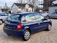 Gebraucht Renault Clio II 58 PS (42 kW) 2005 Blau Limousine