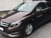 Gebraucht Mercedes B220 Urban 177 PS (130 kW) 2016 Braun Van / Kleinbus