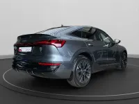Gebraucht Audi Q8 Sportback e-tron S-Line 300 kW (408 PS) 2024 Daytonagrau perleffekt SUV
