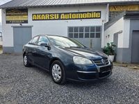 Gebraucht VW Jetta Comfortline 105 PS (77 kW) 2008 Blau Limousine