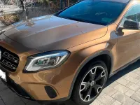 Gebraucht Mercedes GLA220 185 PS (136 kW) 2017 Gold SUV