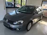 Gebraucht VW Golf VI 105 PS (77 kW) 2013 Platinum grey metallic Kombi