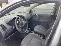 Gebraucht VW Polo 75 PS (55 kW) 2004 Silber Kleinwagen