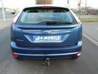Gebraucht Ford Focus Style 101 PS (74 kW) 2008 Blau metallic Limousine