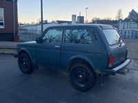 Gebraucht Lada niva 83 PS (61 kW) 2012 Schwarz SUV