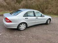 Gebraucht Mercedes C180 143 PS (105 kW) 2007 Silber Limousine