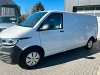 Usata VW Transporter 150 CV (110 kW) 2023 Andere Furgone