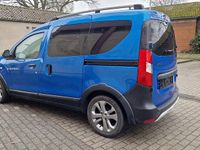 Gebraucht Dacia Dokker Stepway 116 PS (85 kW) 2016 Blau Van / Kleinbus