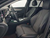 Gebraucht Mercedes E200 Avantgarde 184 PS (135 kW) 2017 Obsidianschwarz Kombi