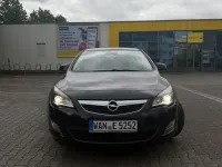 Brugt Opel Astra Edition 179 HK (131 kW) 2012 Sort Sedan