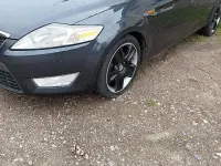 Gebraucht Ford Mondeo 140 PS (102 kW) 2009 Grau Kombi