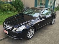 Gebraucht Mercedes E200 184 PS (135 kW) 2011 Schwarz Coupé