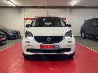 Używany Smart ForFour 71 KM (52 kW) 2019 Biały Hatchback
