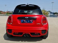 Second-hand Mini John Cooper Works 231 CP (169 kW) 2016 Roșu Hatchback
