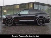 Gebraucht Porsche Macan Turbo 469 kW (639 PS) 2026 Schwarz SUV