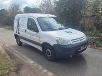 Gebraucht Citroën Berlingo 69 PS (50 kW) 2003 Weiß Van / Kleinbus