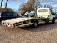 Gebraucht Peugeot Boxer 163 PS (119 kW) 2017 Weiß Van