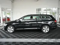 Gebraucht VW Passat Business 200 PS (147 kW) 2023 Schwarz Kombi