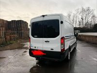 Gebraucht Ford Transit 100 PS (73 kW) 2016 Weiß Van / Kleinbus