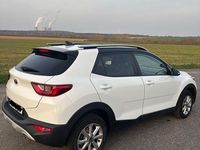 Gebraucht Kia Stonic Vision 84 PS (61 kW) 2019 Weiß SUV